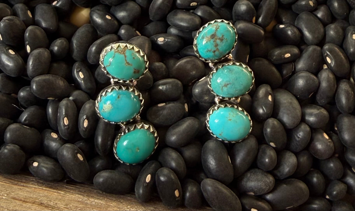 Kingman 3 stone studs