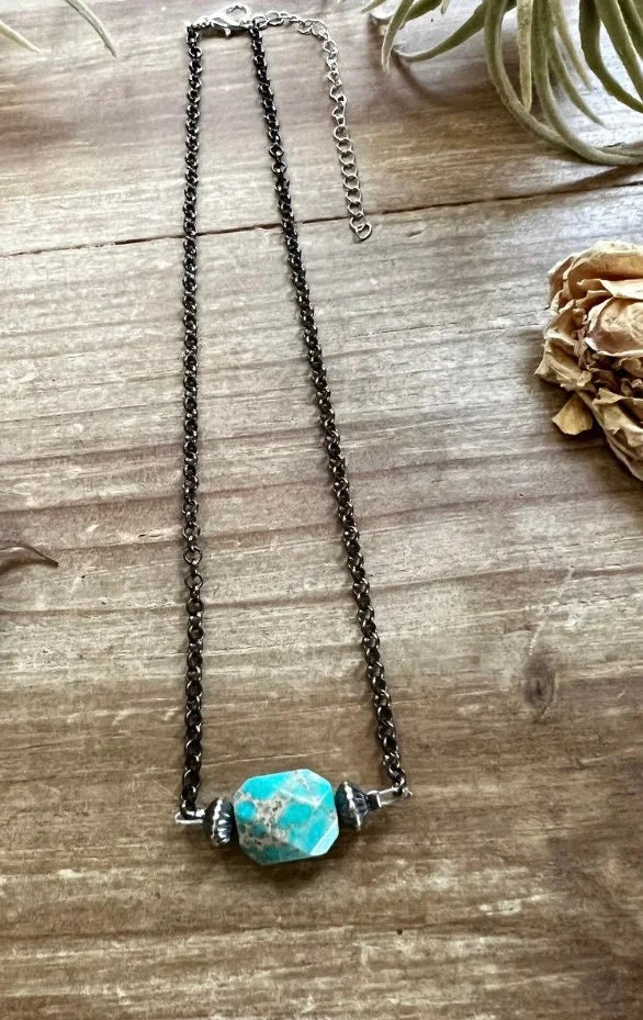 Turquoise Verasite necklace with Navajo saucer
