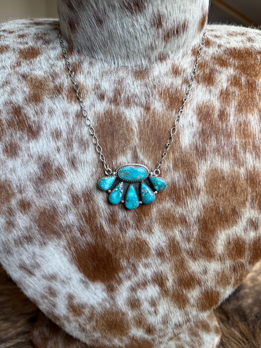 Turquoise half cluster necklace