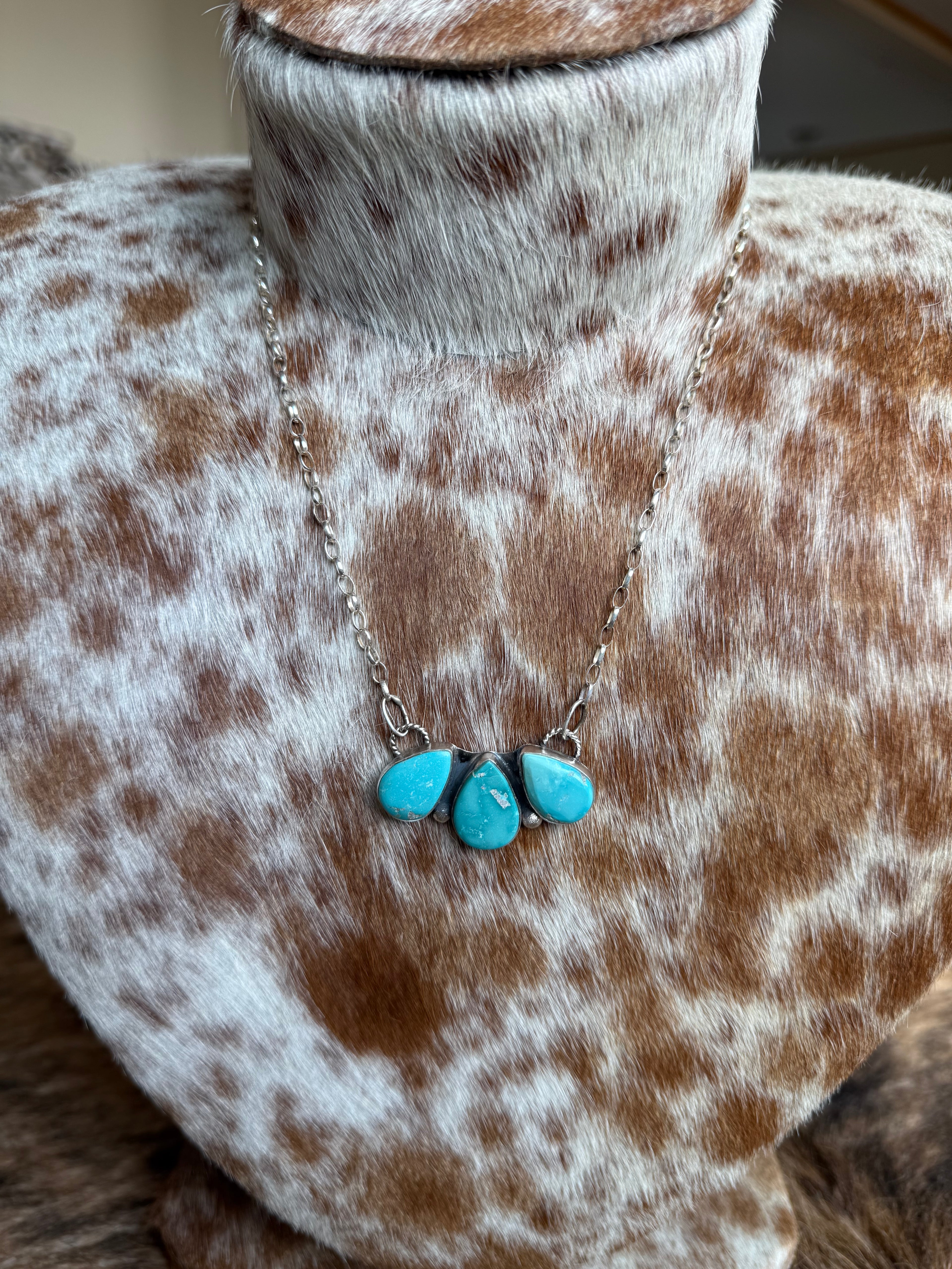 Turquoise 3 stone necklace