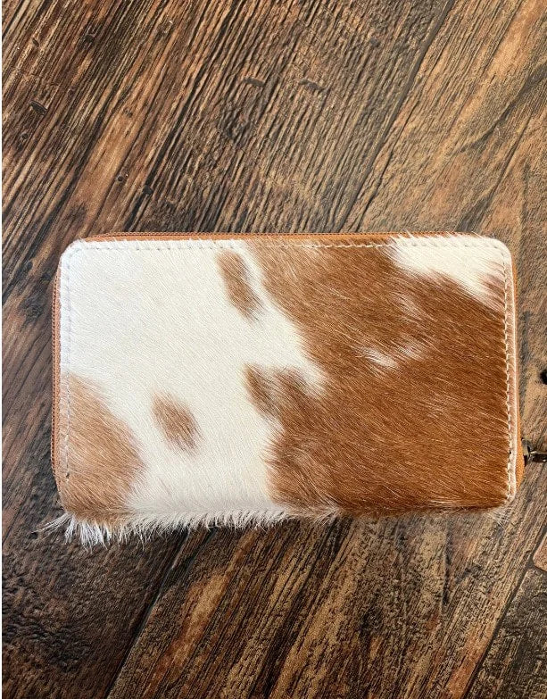 Cowhide wallet with turquoise tooling