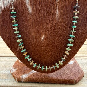 Green rondelle turquoise with cream shells